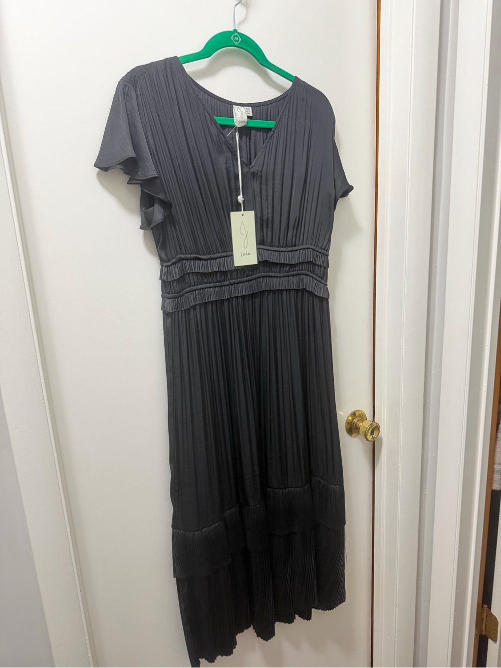 Joie Black Pleated Maxi Dress with V-Neck and Flutter Sleeves